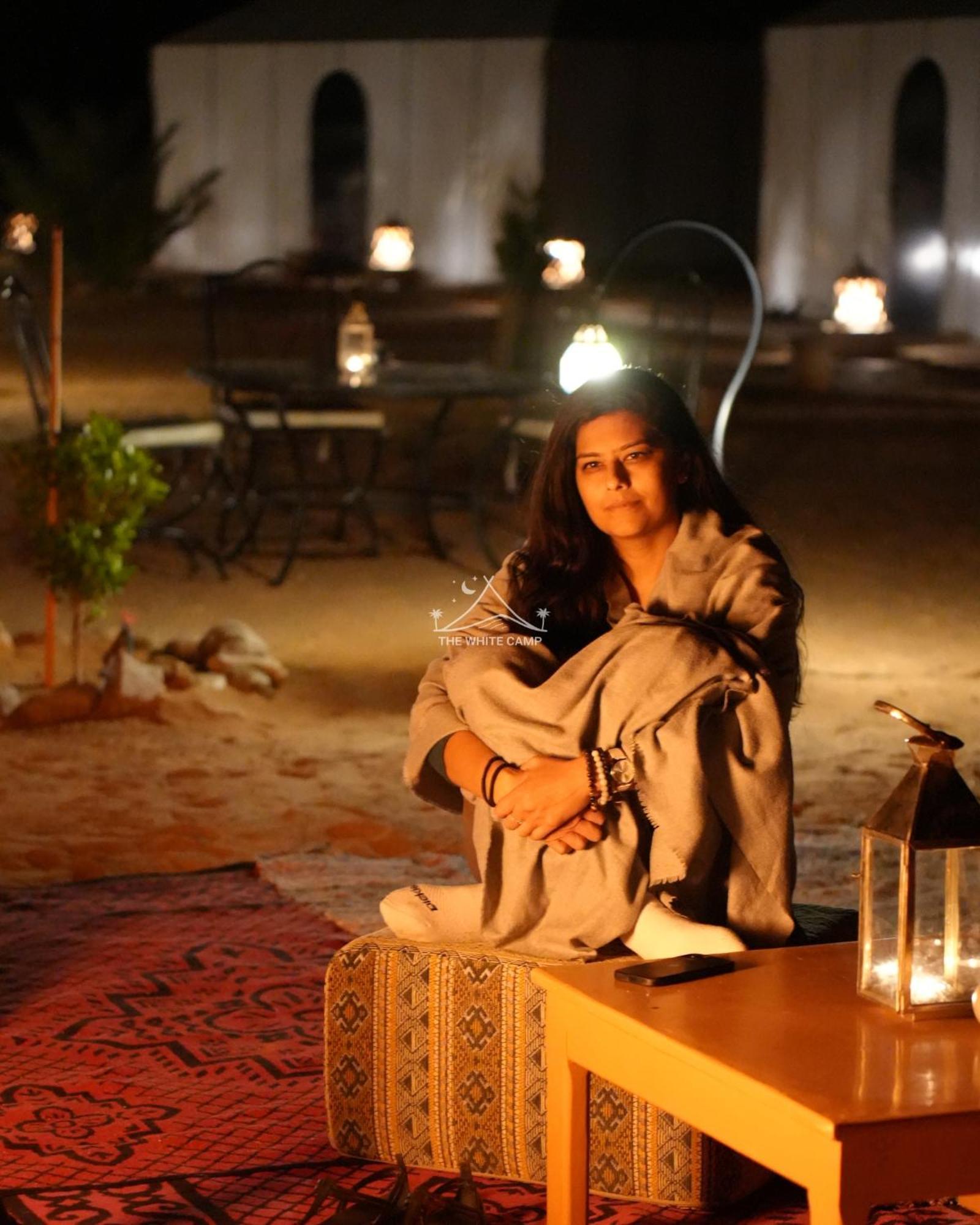 The White Camp - Your Merzouga Luxury Desert Camp & Erg Chebbi Dunes Camel Riding エクステリア 写真